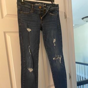 American Eagle Skinny Jeans - Size 6 regular